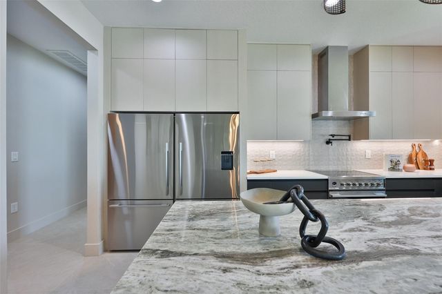3506 W ROGERS AVENUE, Tampa, FL 33611
