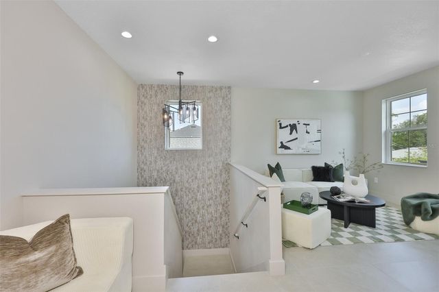 3506 W ROGERS AVENUE, Tampa, FL 33611