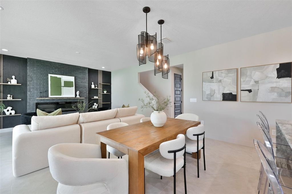 Image 16 of property listing at 3506 W ROGERS AVENUE, Tampa, FL 33611