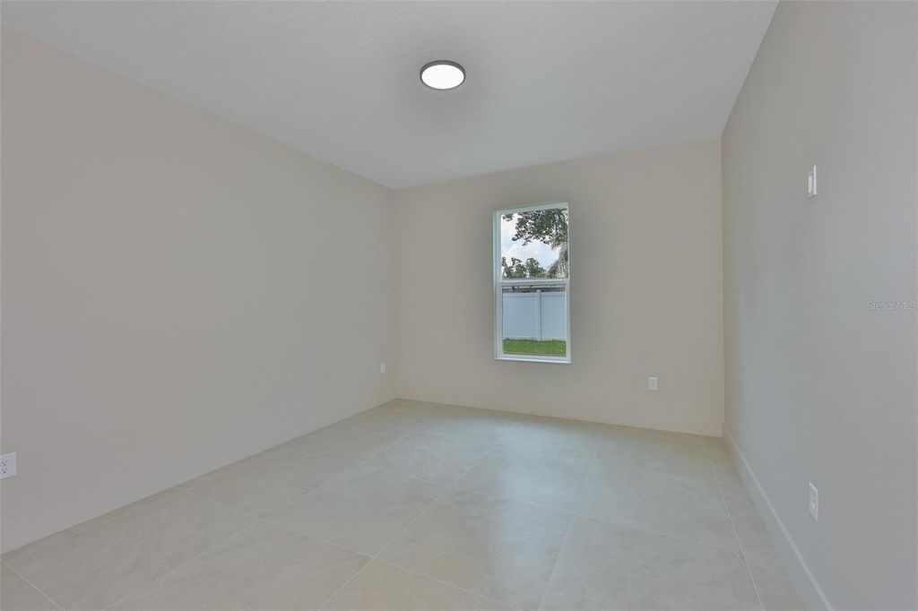Image 28 of property listing at 3506 W ROGERS AVENUE, Tampa, FL 33611