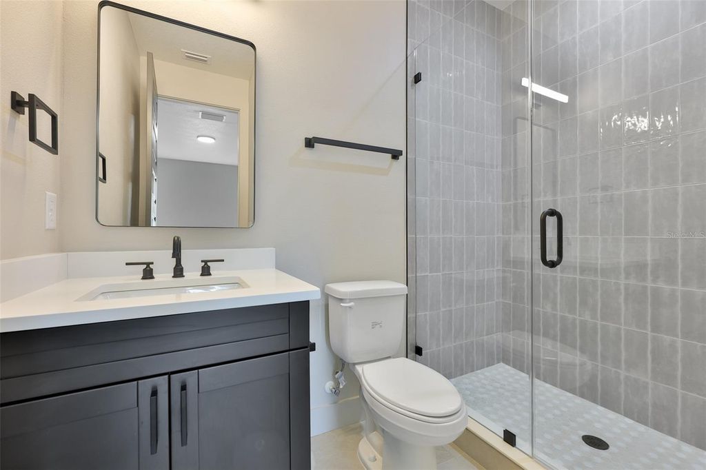 Image 30 of property listing at 3506 W ROGERS AVENUE, Tampa, FL 33611