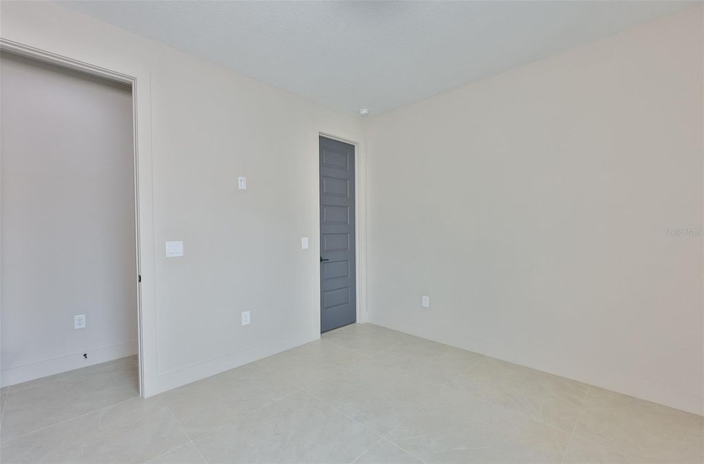 Image 50 of property listing at 3506 W ROGERS AVENUE, Tampa, FL 33611