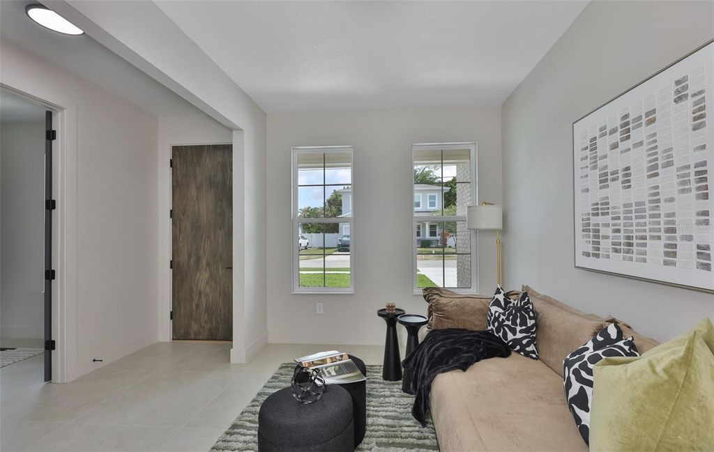 Image 6 of property listing at 3506 W ROGERS AVENUE, Tampa, FL 33611