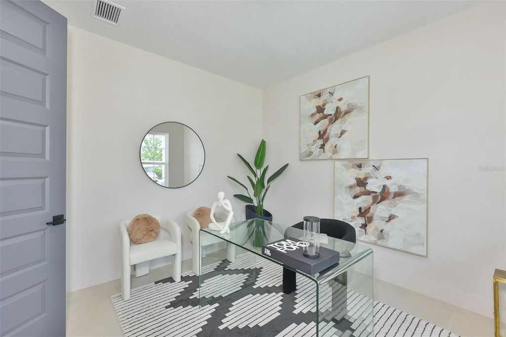 Image 10 of property listing at 3506 W ROGERS AVENUE, Tampa, FL 33611