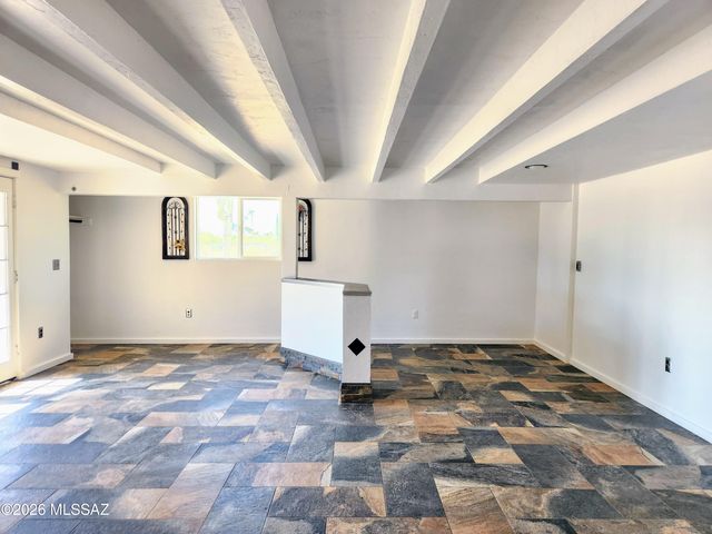 7424 N La Canada Drive, Tucson, AZ 85704