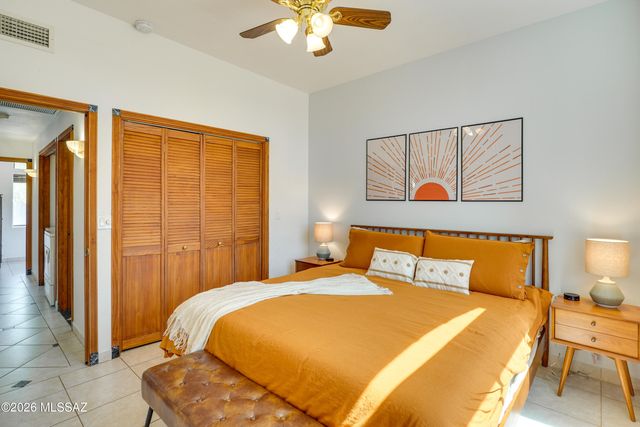 7424 N La Canada Drive, Tucson, AZ 85704