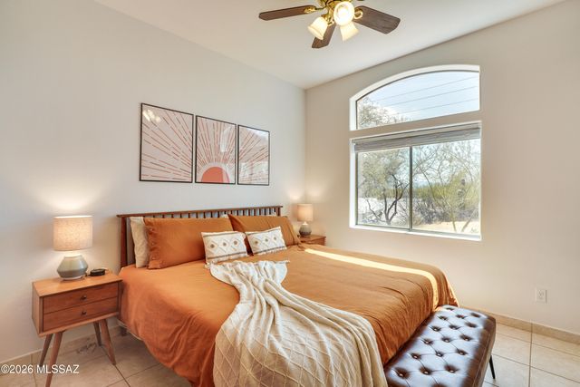 7424 N La Canada Drive, Tucson, AZ 85704