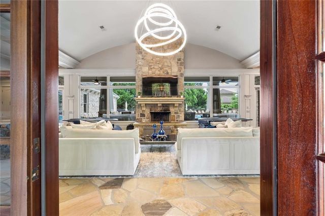 762 Stickley Oak Way, Woodstock, GA 30189