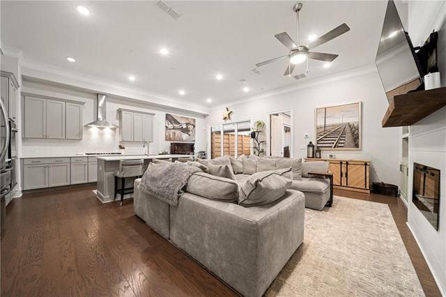 762 Stickley Oak Way, Woodstock, GA 30189