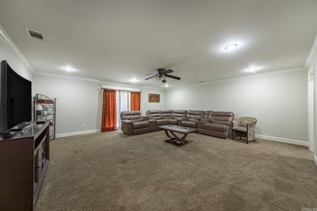 406 Parliament Drive, Little Rock, AR 72211