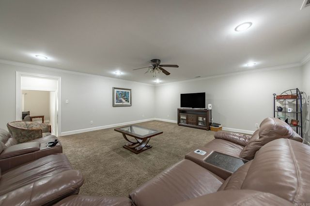 406 Parliament Drive, Little Rock, AR 72211