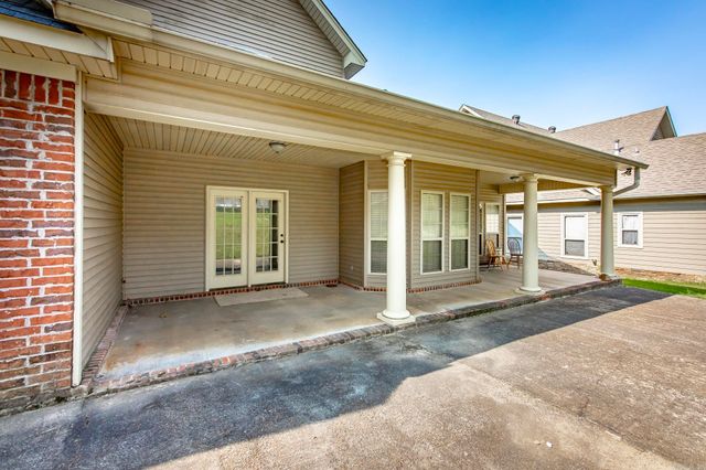 406 Parliament Drive, Little Rock, AR 72211