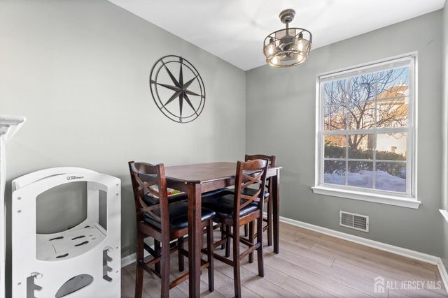 2503 Ridgeview Court, Parlin, NJ 08859