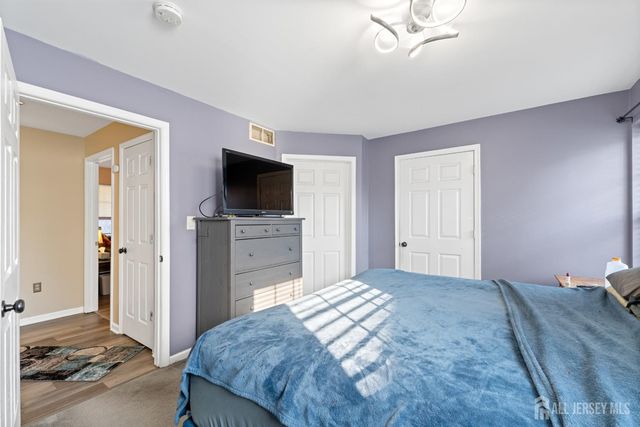 2503 Ridgeview Court, Parlin, NJ 08859