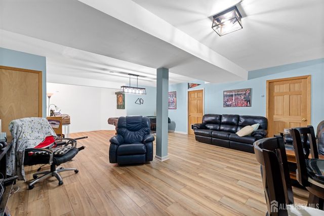 2503 Ridgeview Court, Parlin, NJ 08859