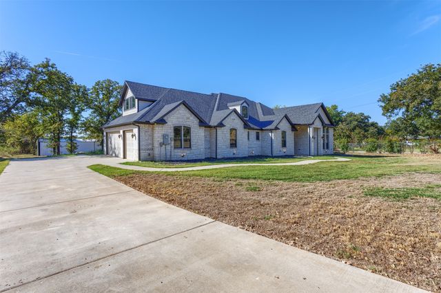 1940 Houston Road, Burleson, TX 76028