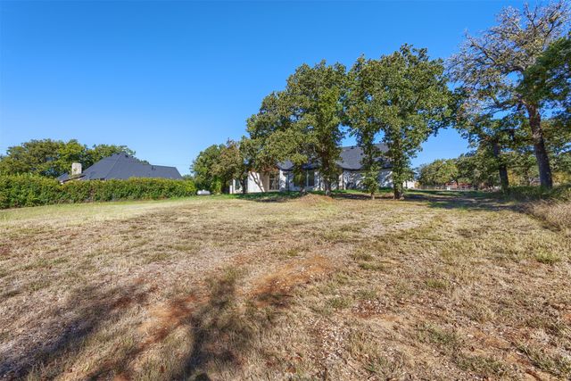 1940 Houston Road, Burleson, TX 76028