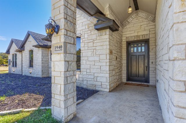 1940 Houston Road, Burleson, TX 76028