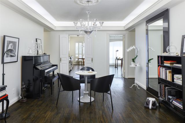 6126 Averill Way 205, Dallas, TX 75225