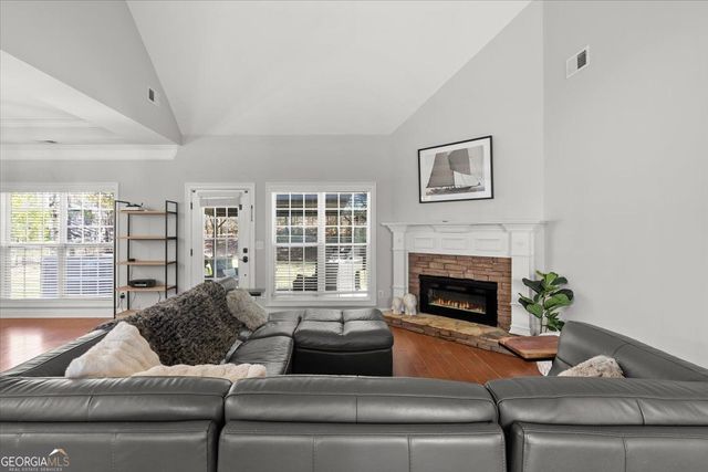 25 Cherokee Hills Drive, Rydal, GA 30171