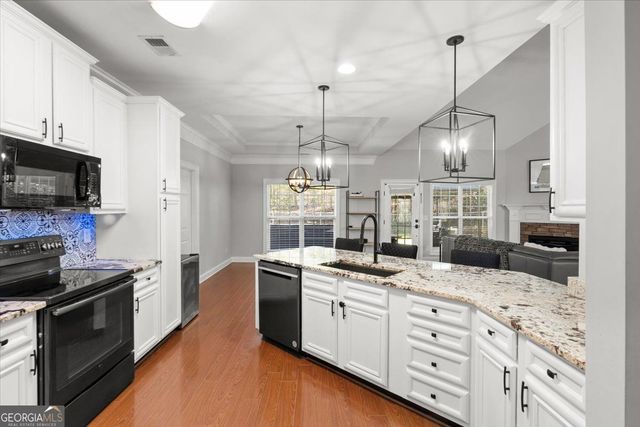 25 Cherokee Hills Drive, Rydal, GA 30171