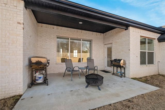 326 Canada Drive, Farmington, AR 72730