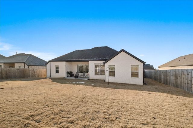 326 Canada Drive, Farmington, AR 72730