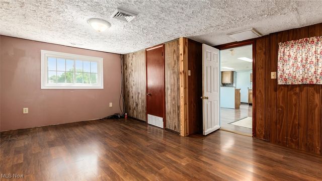 57737 Montour Road, Senecaville, OH 43780