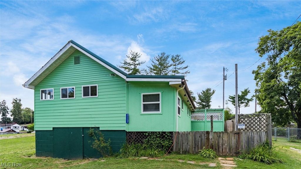 57737 Montour Road, Senecaville, OH 43780