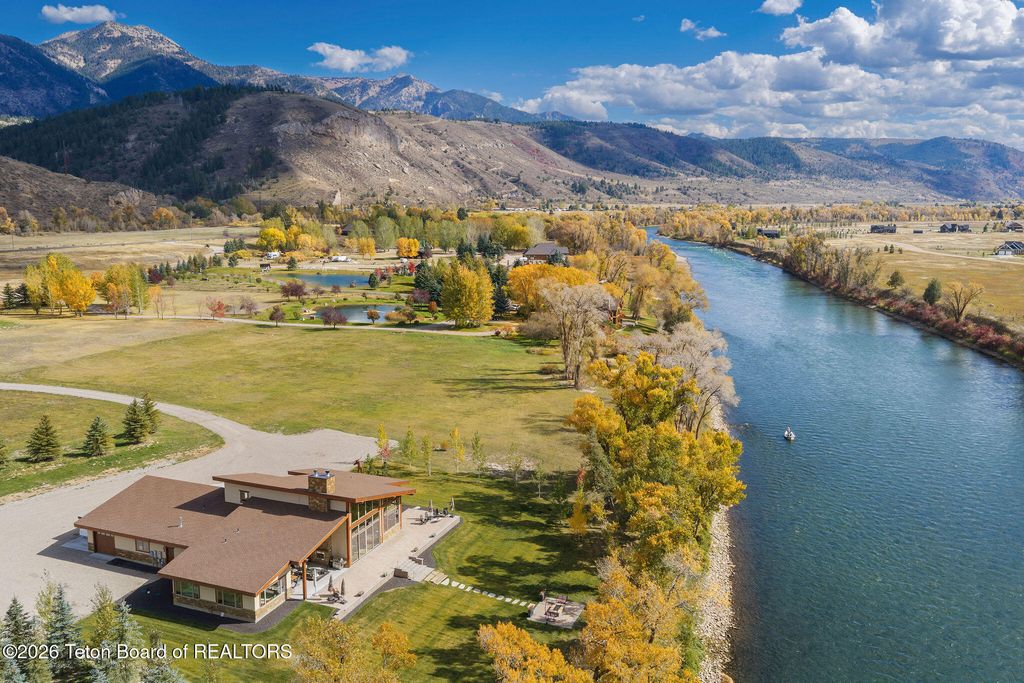 253 RAVEN Road, Irwin, ID 83428 photo 2