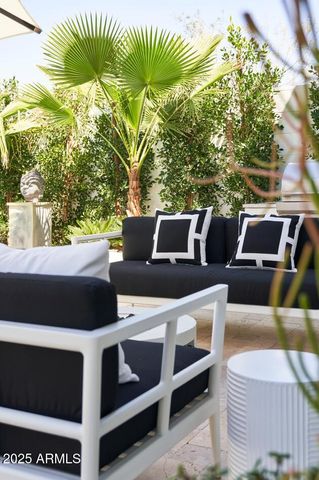 7242 E JOSHUA TREE Lane, Scottsdale, AZ 85250