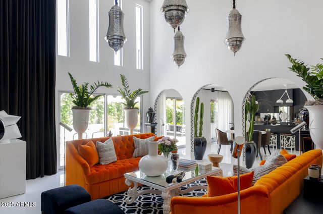 7242 E JOSHUA TREE Lane, Scottsdale, AZ 85250