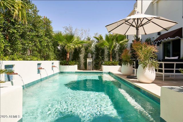 7242 E JOSHUA TREE Lane, Scottsdale, AZ 85250