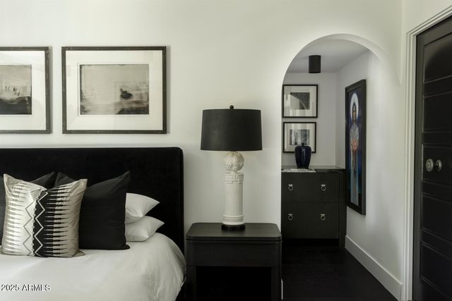 7242 E JOSHUA TREE Lane, Scottsdale, AZ 85250