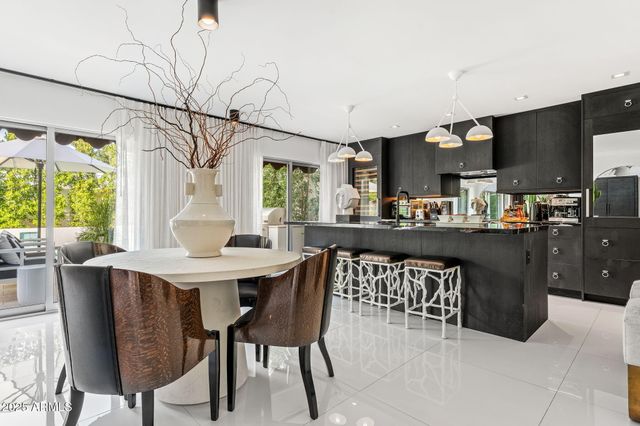 7242 E JOSHUA TREE Lane, Scottsdale, AZ 85250