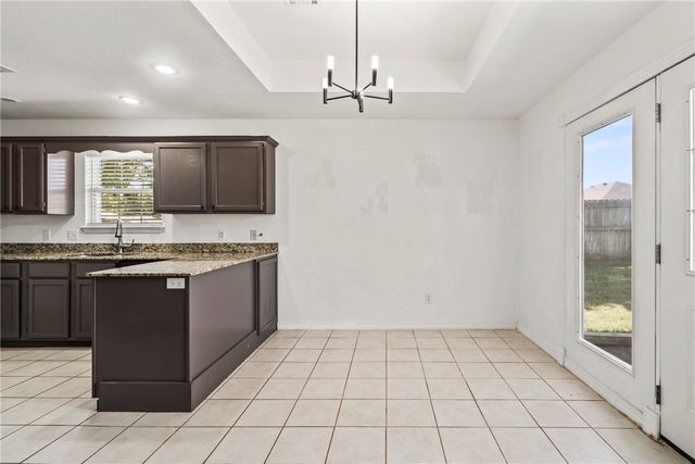 655 Frances Drive, Centerton, AR 72719