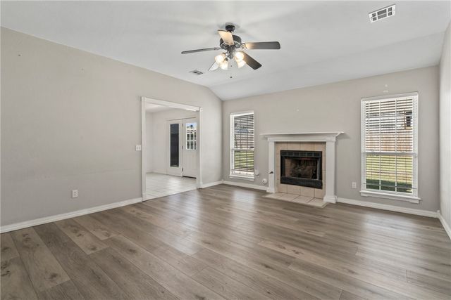 655 Frances Drive, Centerton, AR 72719