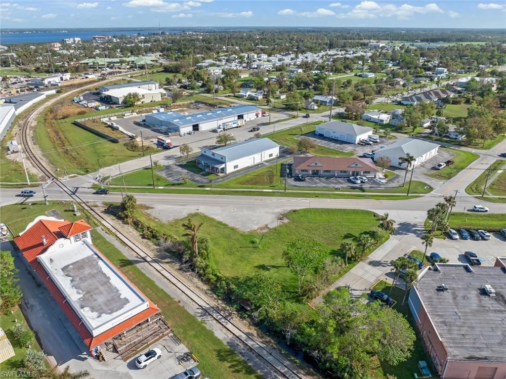 1013 Taylor RD, PUNTA GORDA, FL 33950 — photo 4