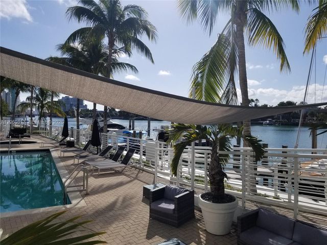 6580 Indian Creek Dr 209, Miami Beach, FL 33141