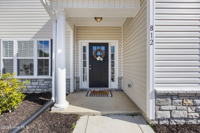812 Colchester Reef Run, Sneads Ferry, NC 28460