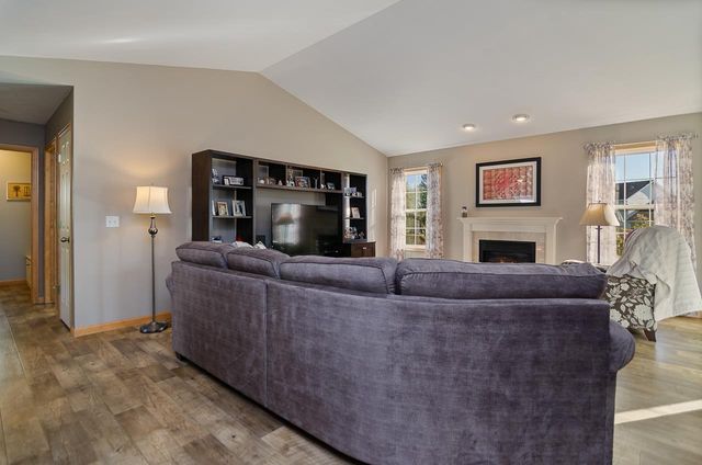 N2262 HOLY HILL DRIVE, Greenville, WI 54942