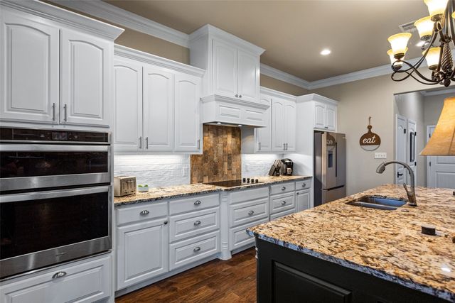 6214 Beretta Court, Granbury, TX 76049