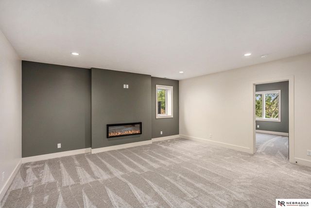 8710 Dragonfly Lane, Lincoln, NE 68526