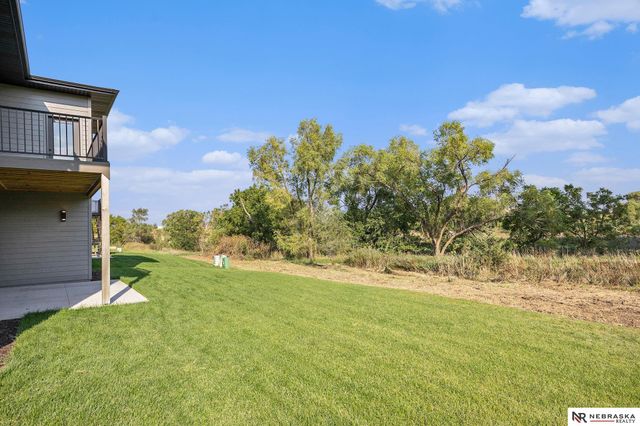 8710 Dragonfly Lane, Lincoln, NE 68526