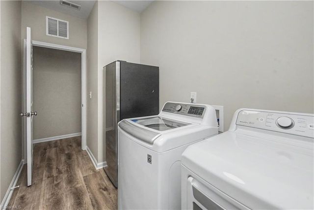 1329 Belleauwood Street, Winston-salem, NC 27107