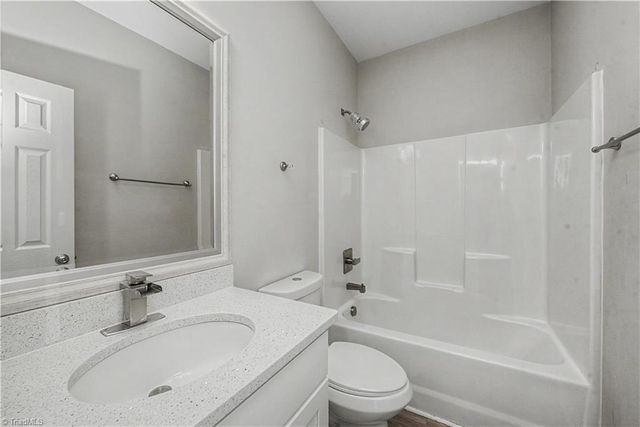 1329 Belleauwood Street, Winston-salem, NC 27107