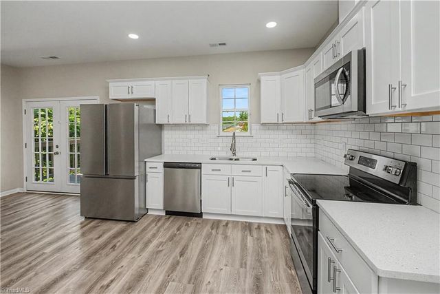 1329 Belleauwood Street, Winston-salem, NC 27107