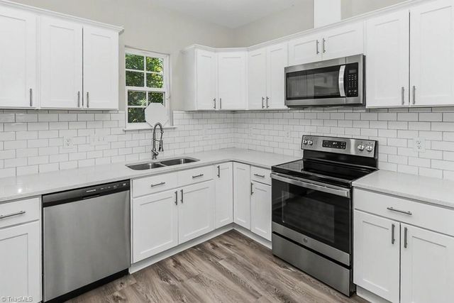 1329 Belleauwood Street, Winston-salem, NC 27107