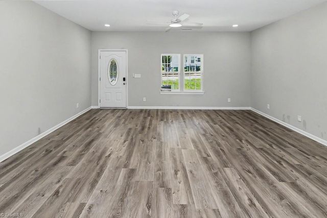 1329 Belleauwood Street, Winston-salem, NC 27107