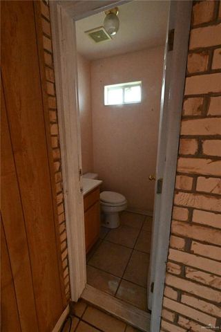 2301 Eagle Avenue, Mcallen, TX 78504